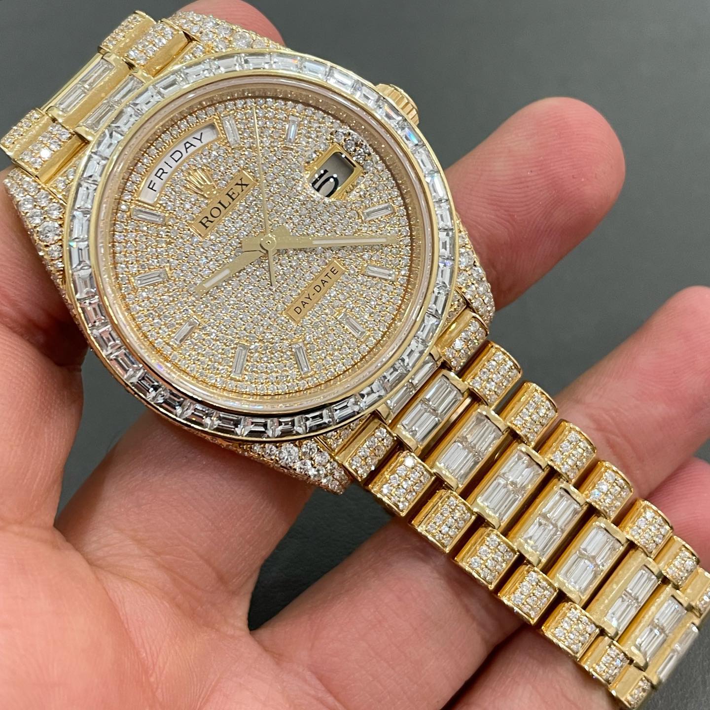 Rolex Day-Date Presidential Moissanite Watch Men's - Baguette Diamond Setting