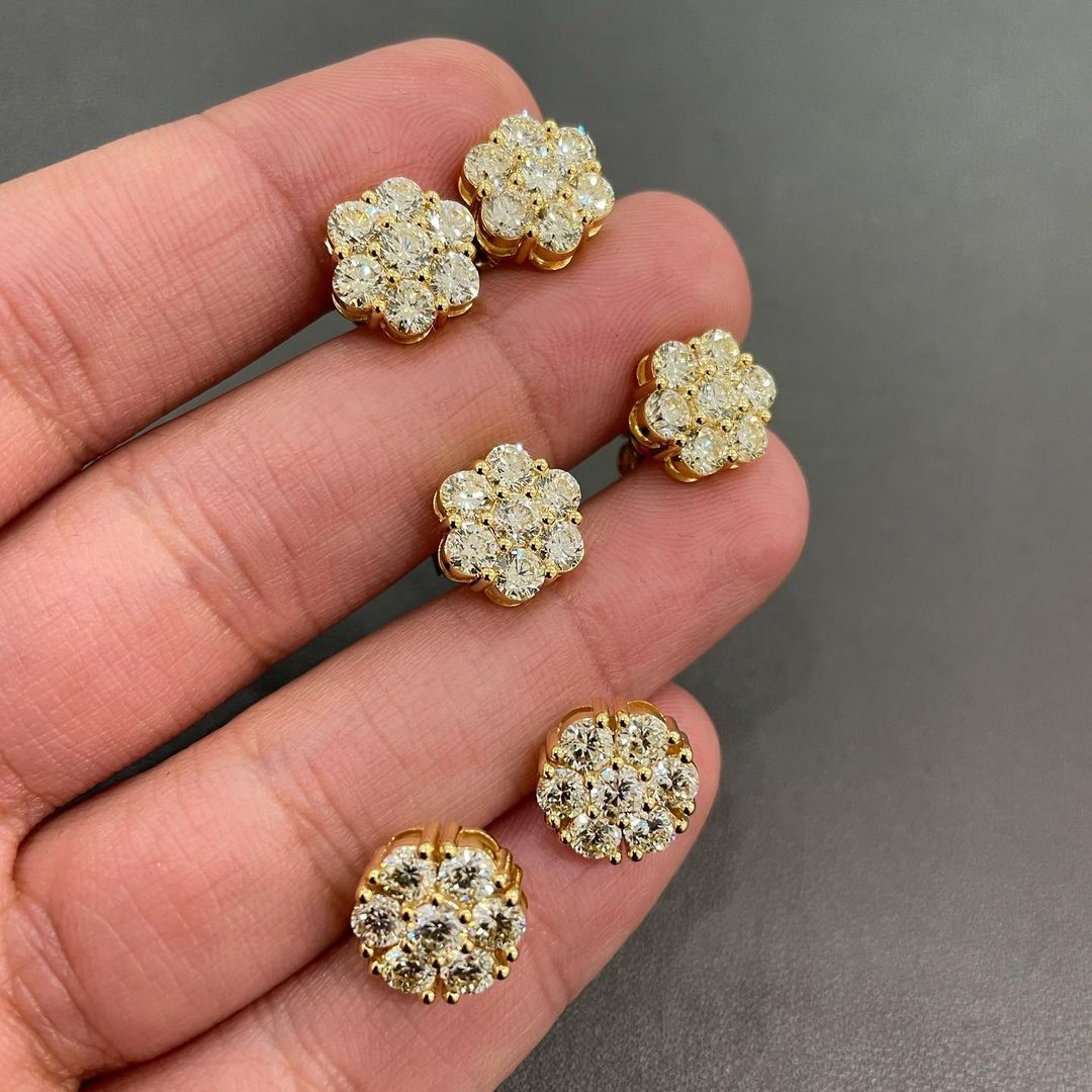 Flower Moissanite Diamond Earrings