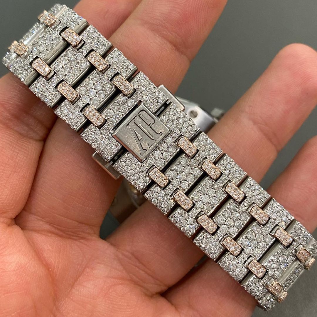 42mm Audemars Piguet RoyalOak BustDown XL Diamond  - Moissanite AP Watch